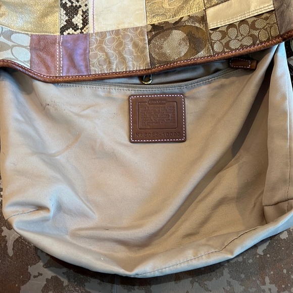 Coach Patchwork Bucket - Picture 4 of 14